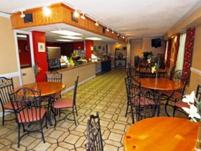 Econo Lodge Brunswick I-95 Exterior photo