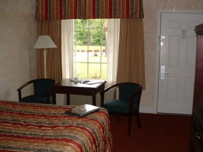 Econo Lodge Brunswick I-95 Room photo